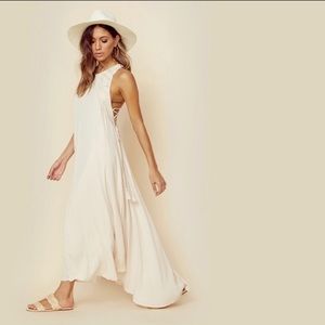 Women’s ASTR the label Cream Maxi Dress XSmall